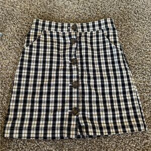 Hollister Black and White Gingham Skorts for Casual Wear